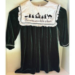 Busy Bee Smocks Green Velvet Long Sleeve Dress